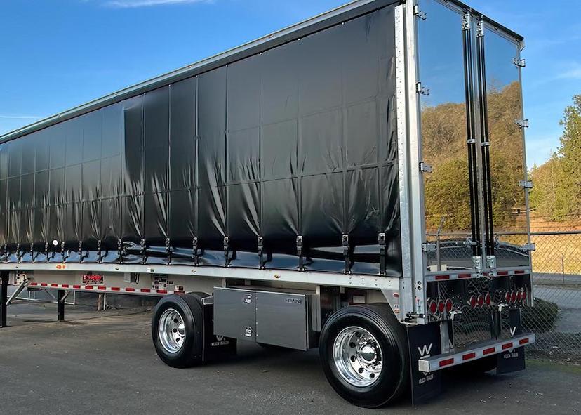 Curtain Trailer